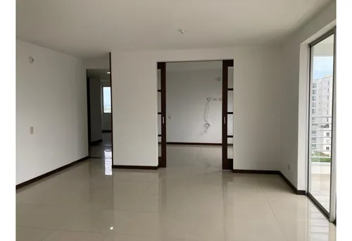 Venta Apartamento De 155mt2 En La Flora, Norte De Cali 13018-1