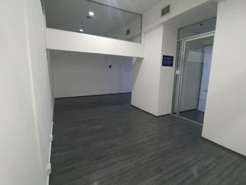 Imagen 6 de 9 de Local En Renta 55 M2 , Dentro Del Centro Comercial Torre Wtc