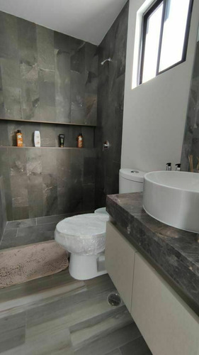 Imagen 11 de 15 de A Estrenar Casa En Fracc. Al Sur Cumbres Vista