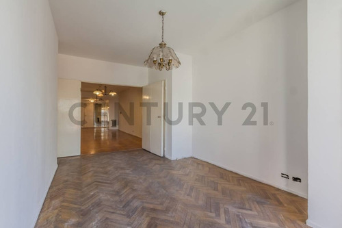 Imagen 11 de 30 de Venta Departamento 4 Ambientes Grandes Balcón Balvanera