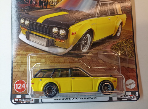 Hot Wheels Boulevard / Datsun 510 Wagon / Premium