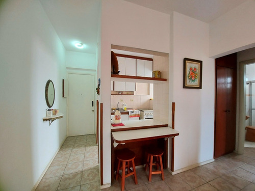 Imagem 5 de 12 de Apartamento De 1 Dormitório Com Área De Lazer À Venda Em Guarujá R$280.000,00 - Praia Das Astúrias - 1 Vaga - Ap05426 - 68700198