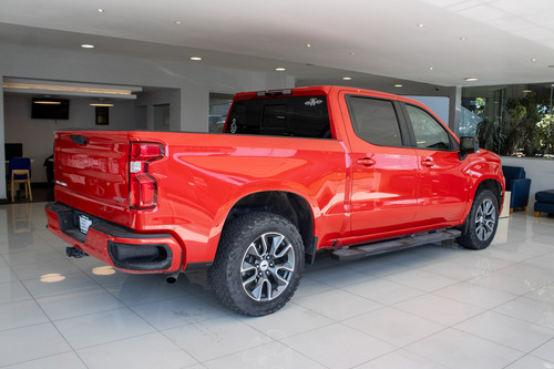 Chevrolet Cheyenne 5.3 Doble Cab Rst 4X4 At
