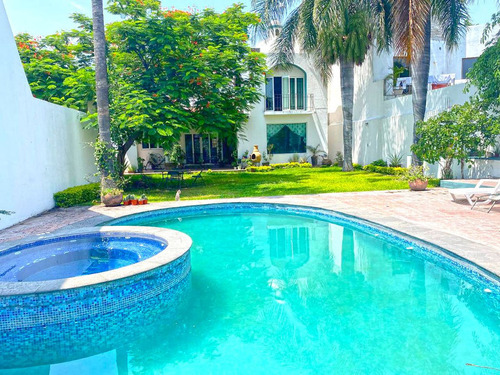 Casa En Venta En Cuautla, Morelos - Ubicación Céntrica Y Privilegiada