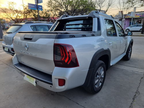 Renault Duster Oroch 2.0 Outsider Plus