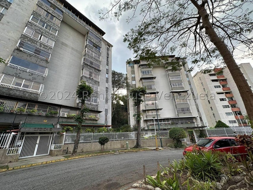 Apartamento En Venta En Caracas Macaracuay 24-18492