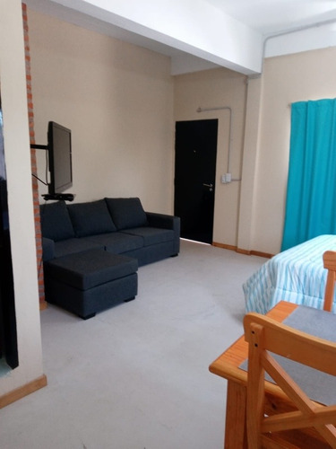 Imagen 4 de 9 de Departamento Para 3 Persona