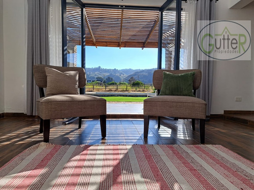 Se Vende Propiedad En Exclusivo Sector De Tunquén, Algarrobo