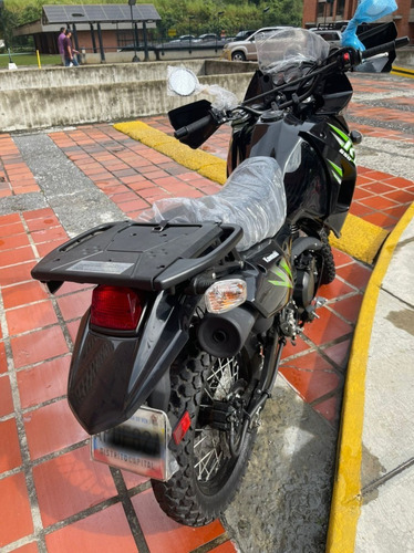 Imagen 3 de 4 de Moto Kawasaki Klr 2014, Casi Nueva Muy Poco Uso, Motor 650cc