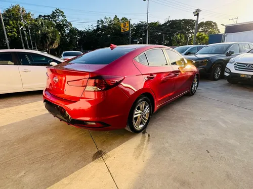 Hyundai Elantra 2020 Como Nuevo
