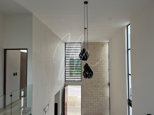 Casa En Venta En Cancun, Lagos Del Sol