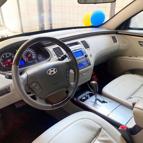Imagem 8 de 9 de Hyundai Azera 2011 3.0 V6 Aut. 4p