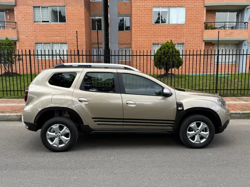 Renault Duster 1.3 Intense Cvt