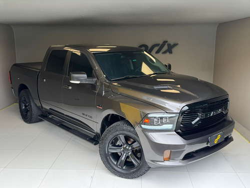 RAM Ram Classic LARAMIE NIGHT ED. 5.7 4X4 Aut.