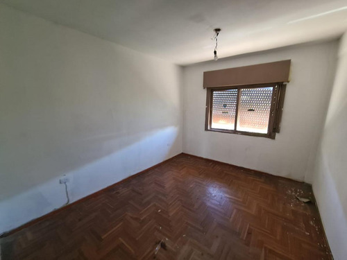 Imagen 6 de 8 de Departamento 3 Ambientes 56 M² Cub. 2º Piso X Escalera- Tablada