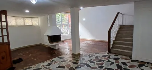 Casa En Arriendo/venta En Santa Paula. Cod A16350