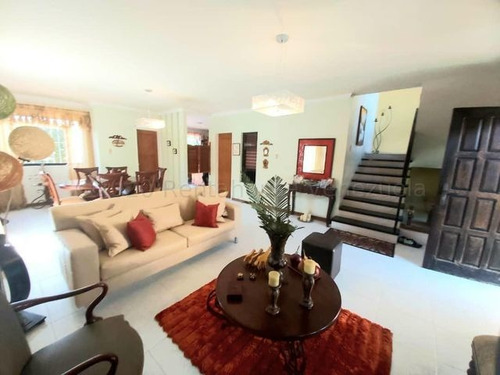 Imagen 1 de 14 de Casa En Venta En El Este De Barquisimeto