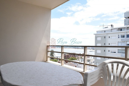 Departamento Piso Alto, Torre De Muy Buena Construcción - Ref: 240