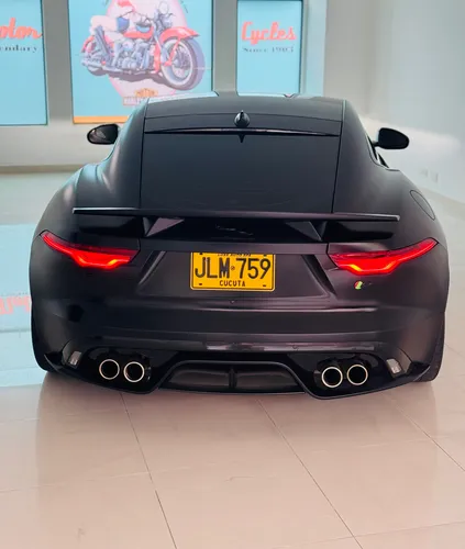 Jaguar F Type R