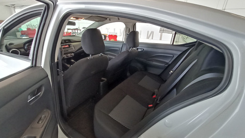 Imagen 10 de 13 de Nissan Versa 2020 1.6 Sense At
