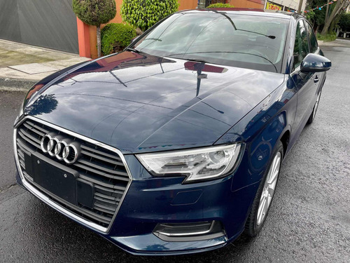Imagen 1 de 15 de Audi A3 2019 1.4 Sedán Select At Dsg