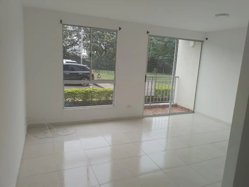 Venta Apartamento De 63mts2 En Alfaguara, Jamundí 9299.