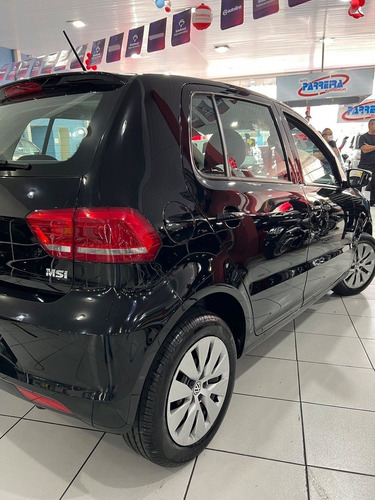 Imagem 14 de 20 de Volkswagen Fox 1.6 Msi Trendline 8v 2015