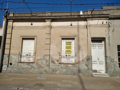 Casa En San Pedro. Excelente Ubicacion Comercial.