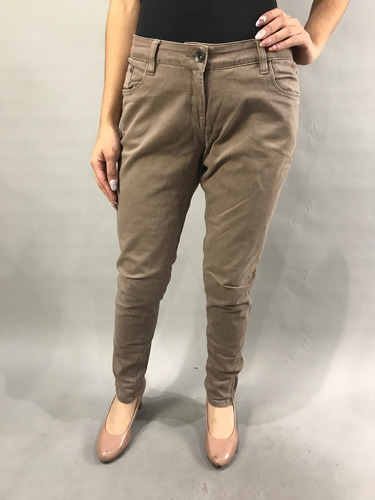 Pantalón Marca Esmara Café Como Nuevo (talla 40)