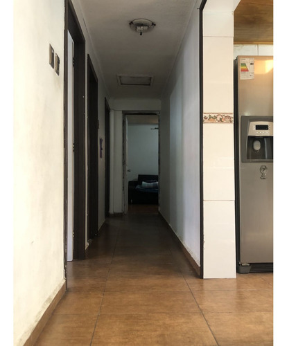 Vende 2 Casas Total 6 Dorm, 3 Baños, 2 Cuadras Metro El Bosq