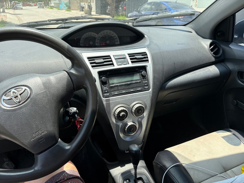 Toyota Yaris 1.5 Hb Core Aa At