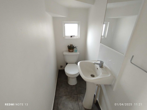 400/140 M2, 3 D/ 3 B/ Piscina/ Más Servicio (92131)