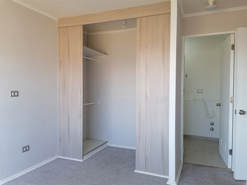 Departamento En Venta De 2 Dorm., 2 Baños En Quilpué
