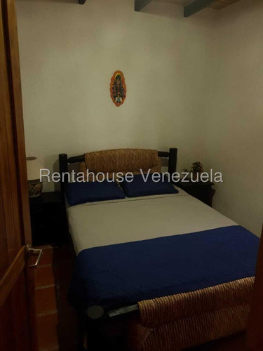 Hermosa Casa Concepto Cabaña En Venta En La Colonia Tovar Con Metraje Para Siembra Propia 1600 Metros Excelente Precio Clima De Montaña Estef 25-10342