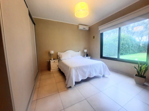 Venta Casa 4 Ambientes En La Concepción
