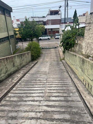Imagen 5 de 5 de Cochera En Venta En Lanus