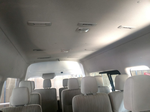 Imagen 9 de 14 de Nissan Urvan 15 Pasajeros 2019 Paq Seguridad