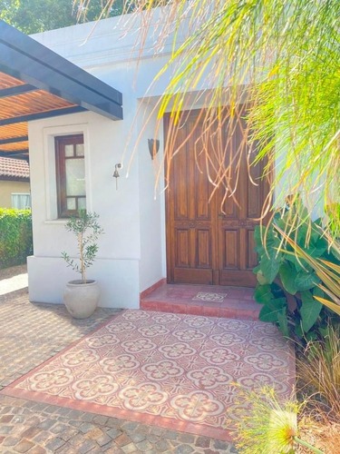 Imagen 3 de 29 de Venta Casa 4 Amb. Con Pileta. Bº Cerrado La Escondida