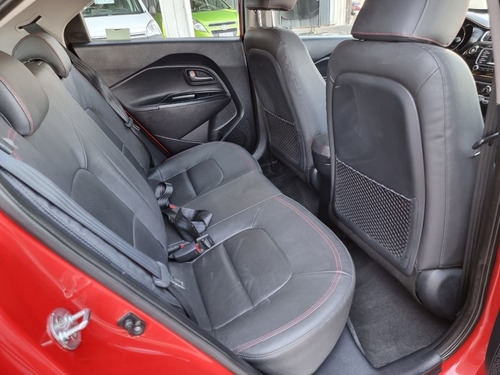 Imagen 13 de 14 de Kia Rio 5 Ex 1.4 6mt Ac Full 2017