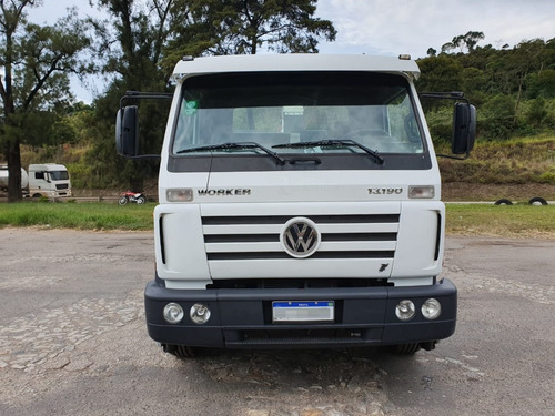 Volkswagem 13-190 4x2 Cesto Aéreo Isolado Duplo Ano 2015