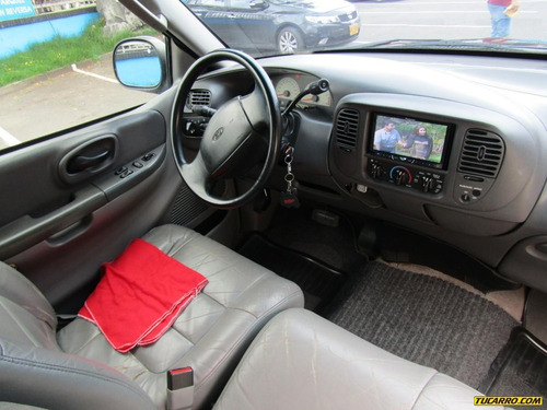 Ford F-150 Svt