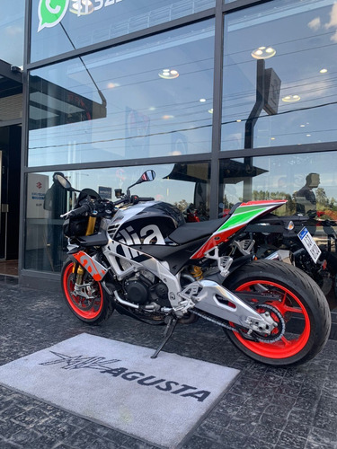 Imagen 6 de 25 de Aprilia Tuono V4 1100 Rf, No Bmw, No Ducati, No Kawasaki Gjf