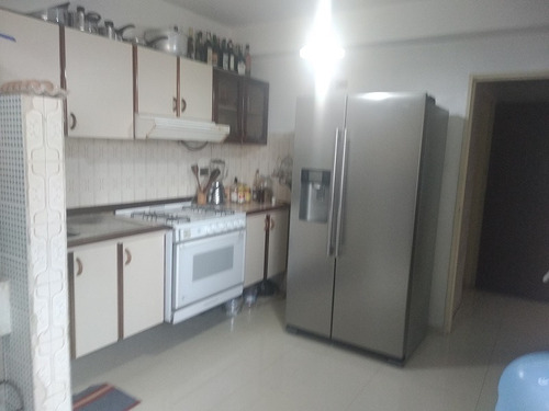 Imagen 11 de 14 de Se Vende Apartamento En La Avenida Fuerzas Armadas