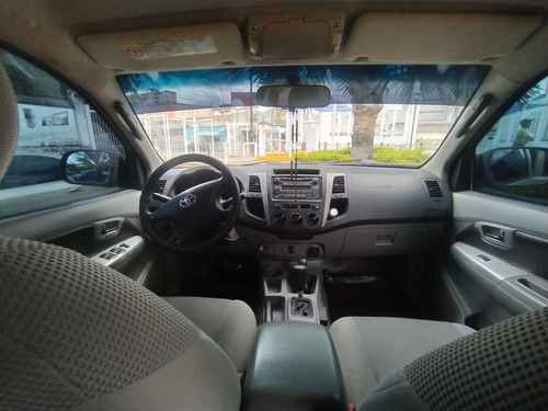 Imagen 12 de 14 de Toyota Hilux