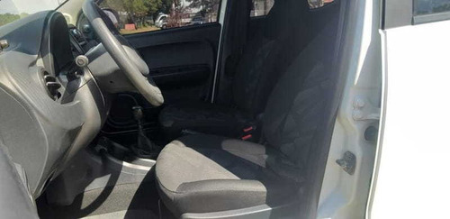 Imagem 10 de 13 de Fiat Mobi Like 1.0 Flex 4p