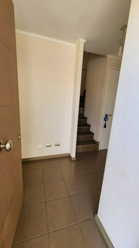Huechuraba, Casa Aislada Como Nueva