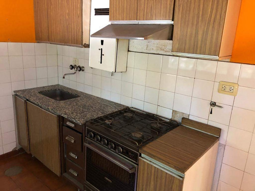 Imagen 2 de 8 de Departamento En Venta De 2 Dormitorios En B° Cofico