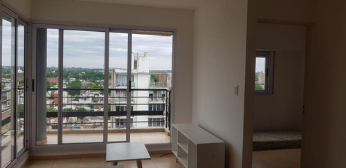 Imagen 4 de 19 de 2 Amb Piso Alto, Balcón Aterrazado Con Vista Abierta Al Frente!!