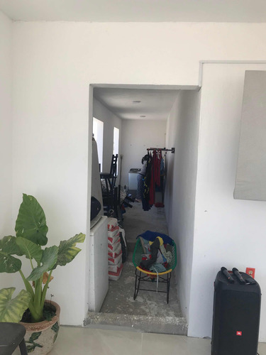 Casa 2 Niveles, 3 Recamaras Y Terraza