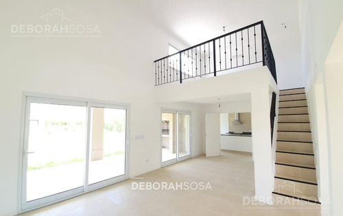 Imagen 13 de 24 de Exclusiva Casa En Venta - El Cantón